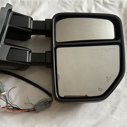 2023/24 Ford F-350 Super Duty - Driver side Towing  Mirror