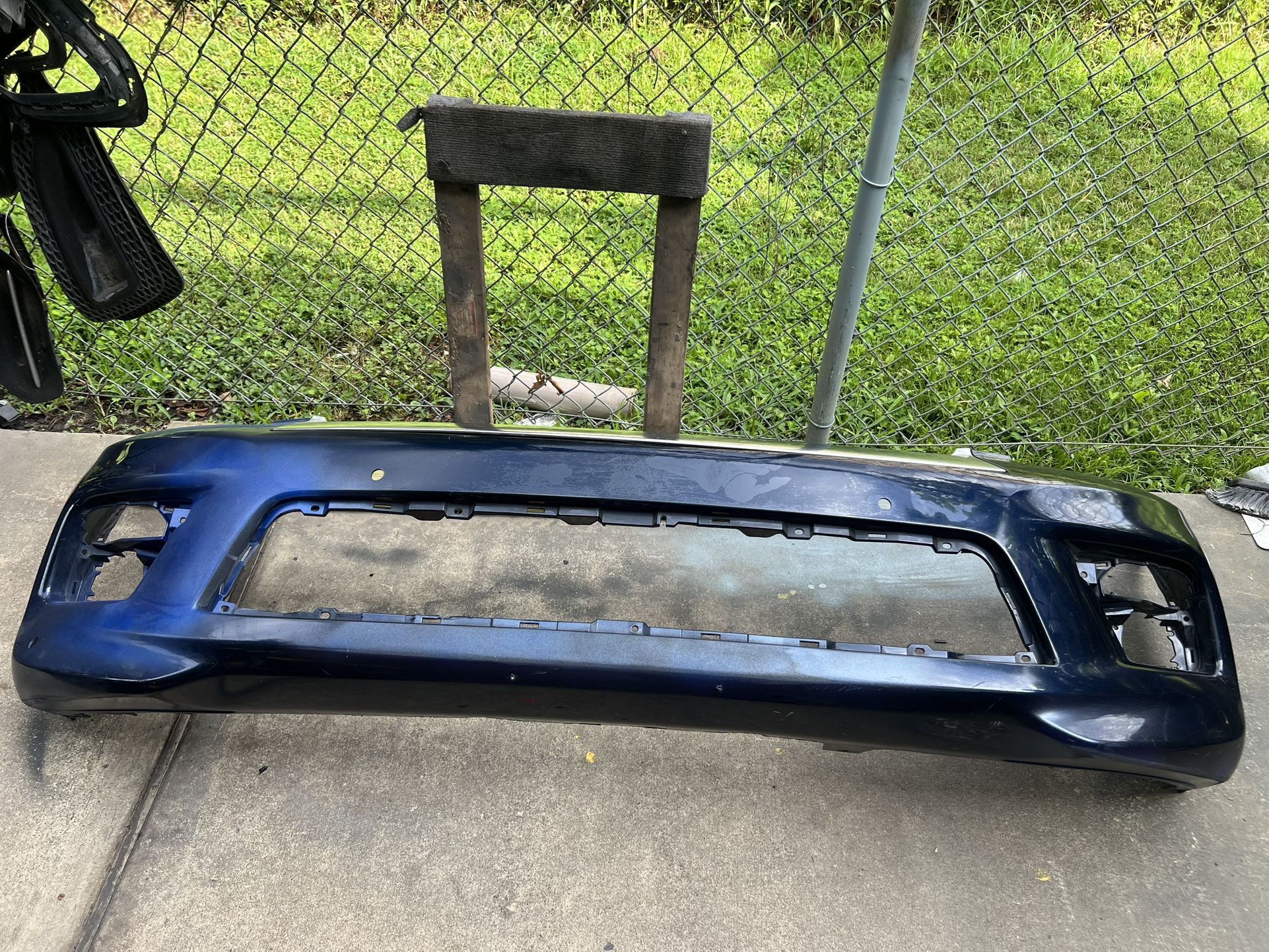 2015-2017 Infiniti QX80 Front Bumper Used Oem