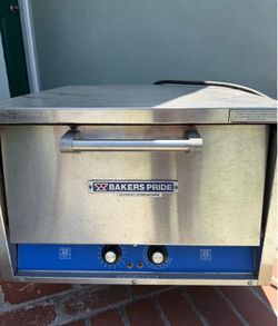 Commercial Bakers Pride Pizza Oven!!!