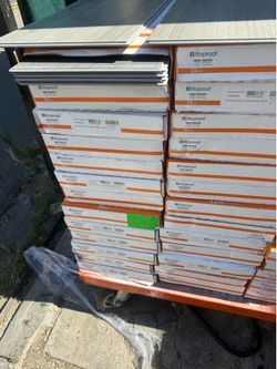 Daphne Oak 22 Mil 9.4 in. W x 47.8 in. L Waterproof Click Lock Luxury Vinyl Plank Flooring (21.9 sq. ft./Case) 27or 540 sf $52 per box