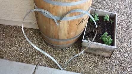 Wine barrel ring hearts