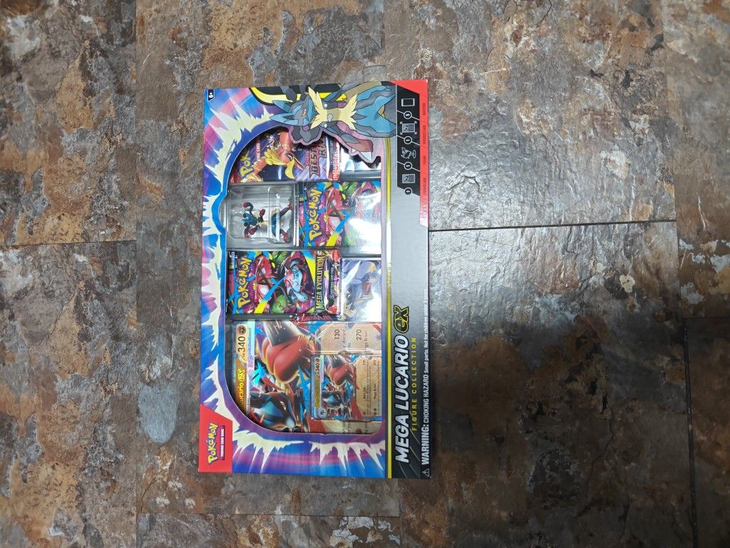 Mega Lucario Ex Figure Collection