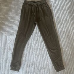 Women’s joggers size small comfortable 