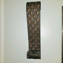 2 Candle holders 