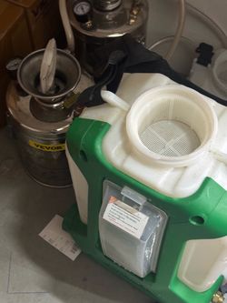 Everything must go! Sprayers