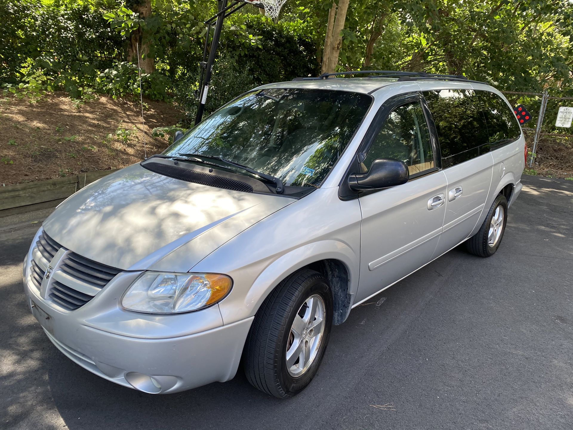 2005 Dodge Grand Caravan