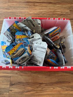 Hot Wheels Die-Cast Cars Lot – Large Collection 100 cars