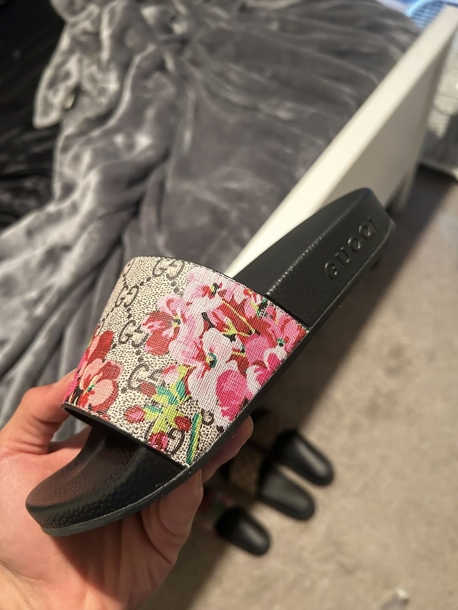 2020 Gucci Wmns GG Supreme Slide 'Blooms'