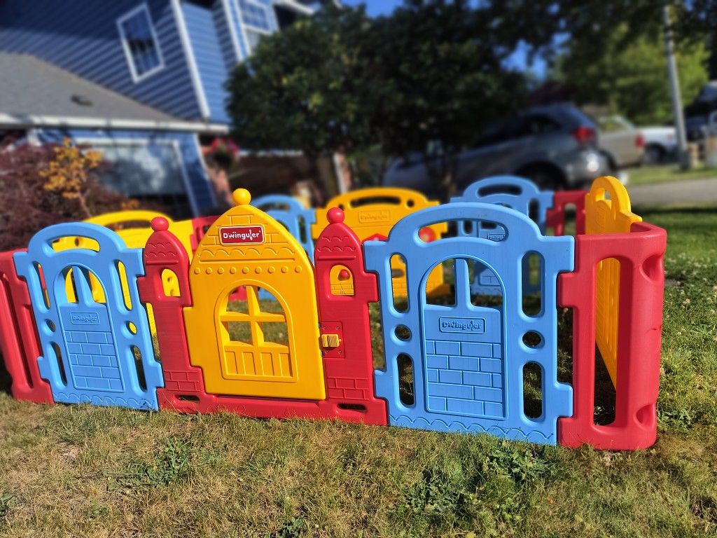 Dwinguler Play Pen