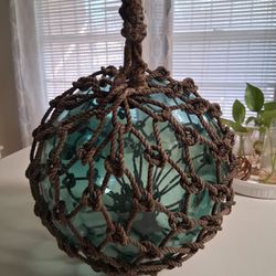 Vtg. Netted 19" Buoy Ball