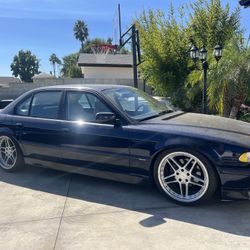 2001 BMW 740i