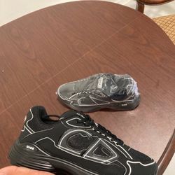 Black Dior B30