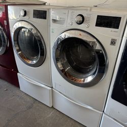 Lg Washer And Dryer Set 