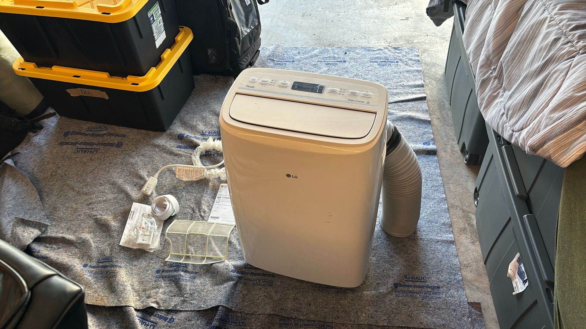 AC Floor With Wheels