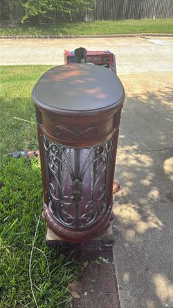 Liquor cabinet