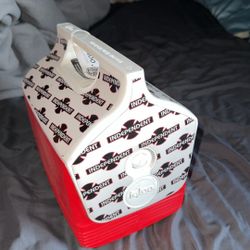 Independent X Igloo Small Cooler