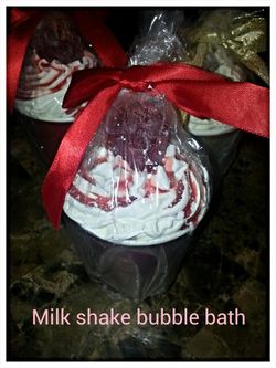 Milk shake bubble bath powder