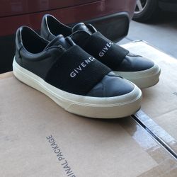 Givenchy Urban Street Sneaker Size 40