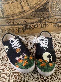 Charlie Brown Great Pumpkin Tennis Shoes