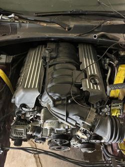 Scatpack 392 6.4 liter engine