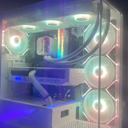 WHITE GAMING PC (Recent Built)