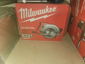 Brand New Milwaukee Skilsaw $125 Pickup In Oakdale