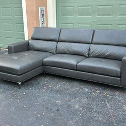 Couch/Sofa Sectional - Gray - Sofia Vergara - Delivery  Available 🚛