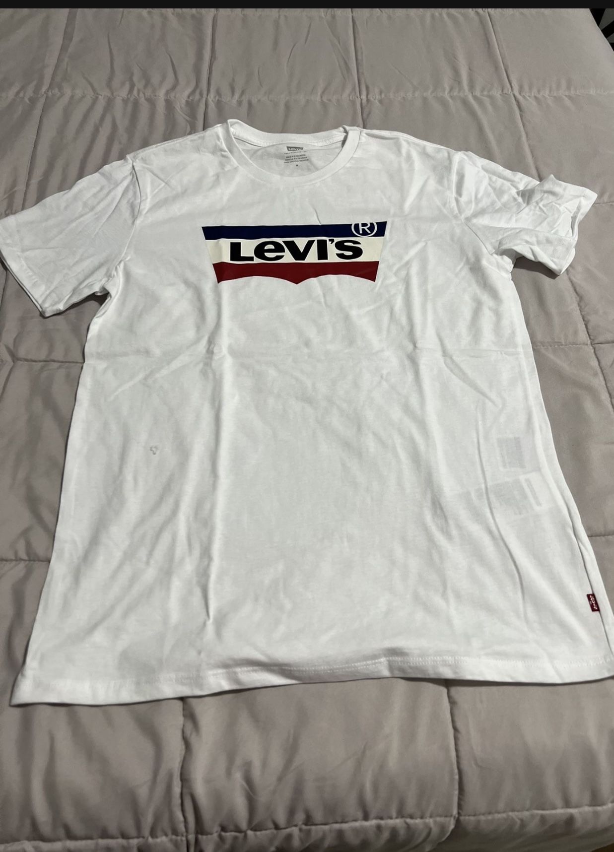 Men’s Levis Medium Sports Shirt