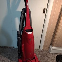 Kenmore Progressive 12Amp Vacuum Cleaner

