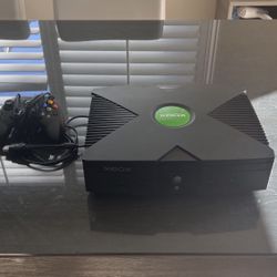 Original Xbox Soft-moded 2TB HD Fully Loaded Games & EMULATORS- NON WORKING DVD