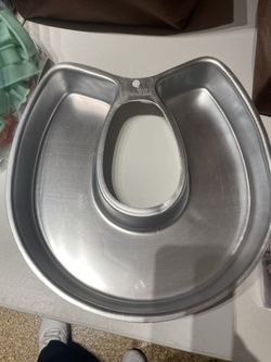 Horseshoe Shaped Cake Pan
