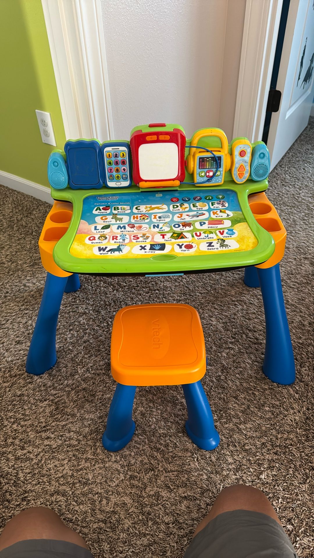 Vtech Explorer & Write Activity Desk