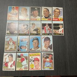 18 Cleveland Indians 160s Topps Baseball Cards 
