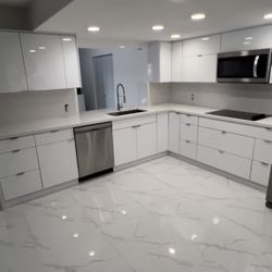 Kitchen Cabinets 