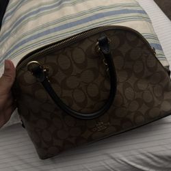 2 Coach Purses For The Price Of 1 !!