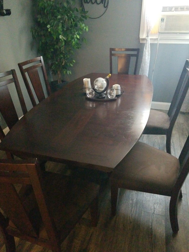 Dining Set