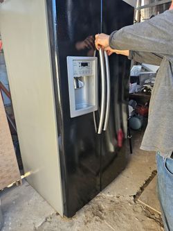 Fridge general electric