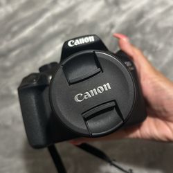 Canon Rebel T5 Digital Camera