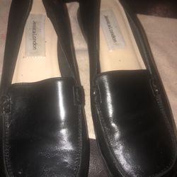 Jessica London Ladies Beautiful Black Leather Loafers. Size 9M