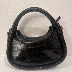Black Purse 