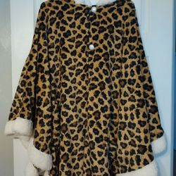 Ladies Leopard Print Poncho