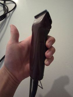 Andis Professional 2-Speed Corded Clipper + FREE #30 Blade