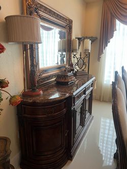 Credenza