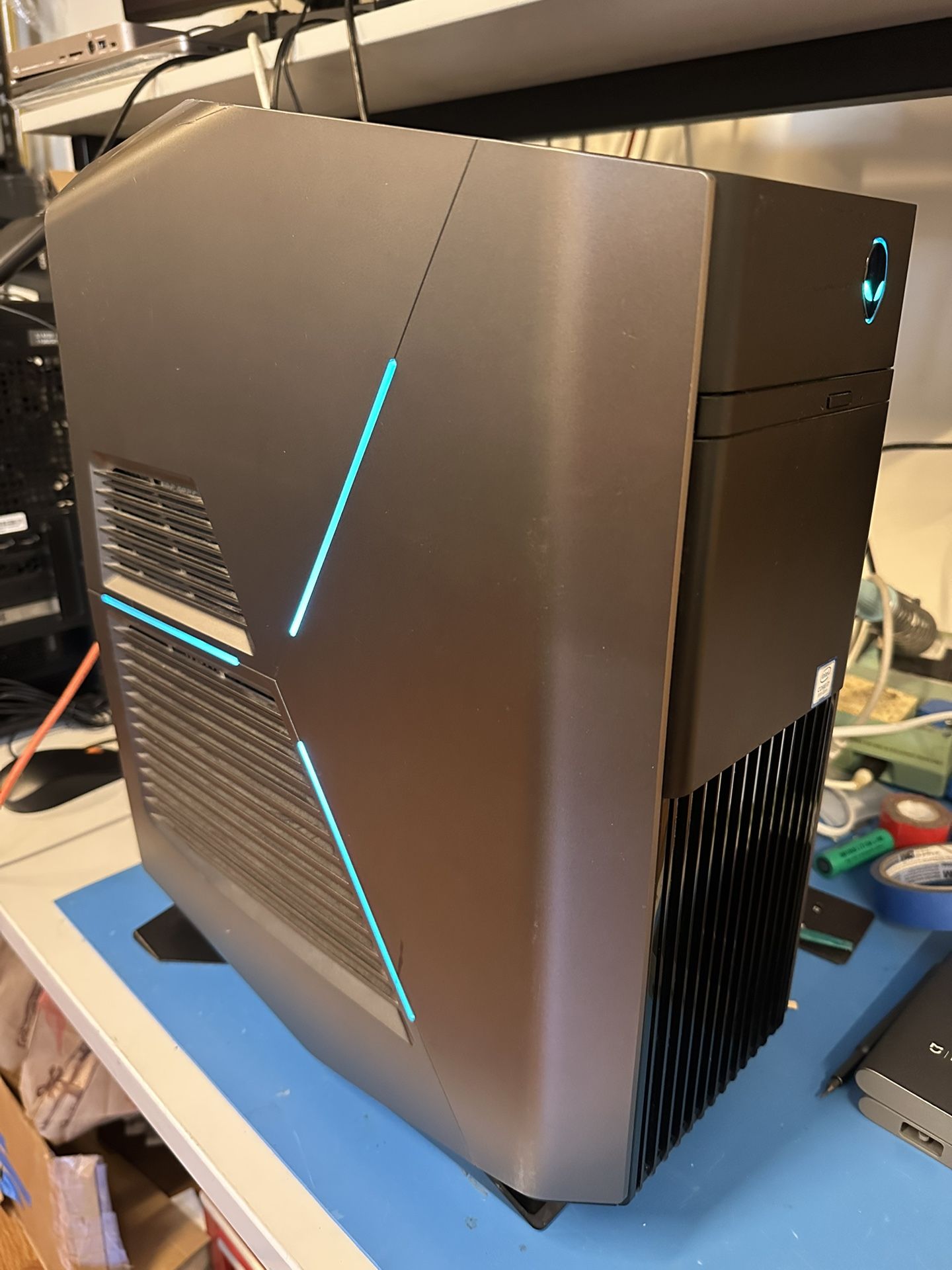 Dell Alienware Gaming Desktop PC 2080