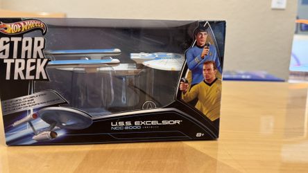 STAR TREK* U.S.S. EXCELSIOR NCC-2000 DIE-CAST METAL MODEL – "THE GREAT EXPERIMENT"!