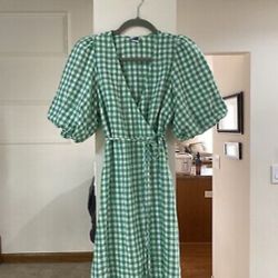 Old Navy White And Green Plaid Mini Dress