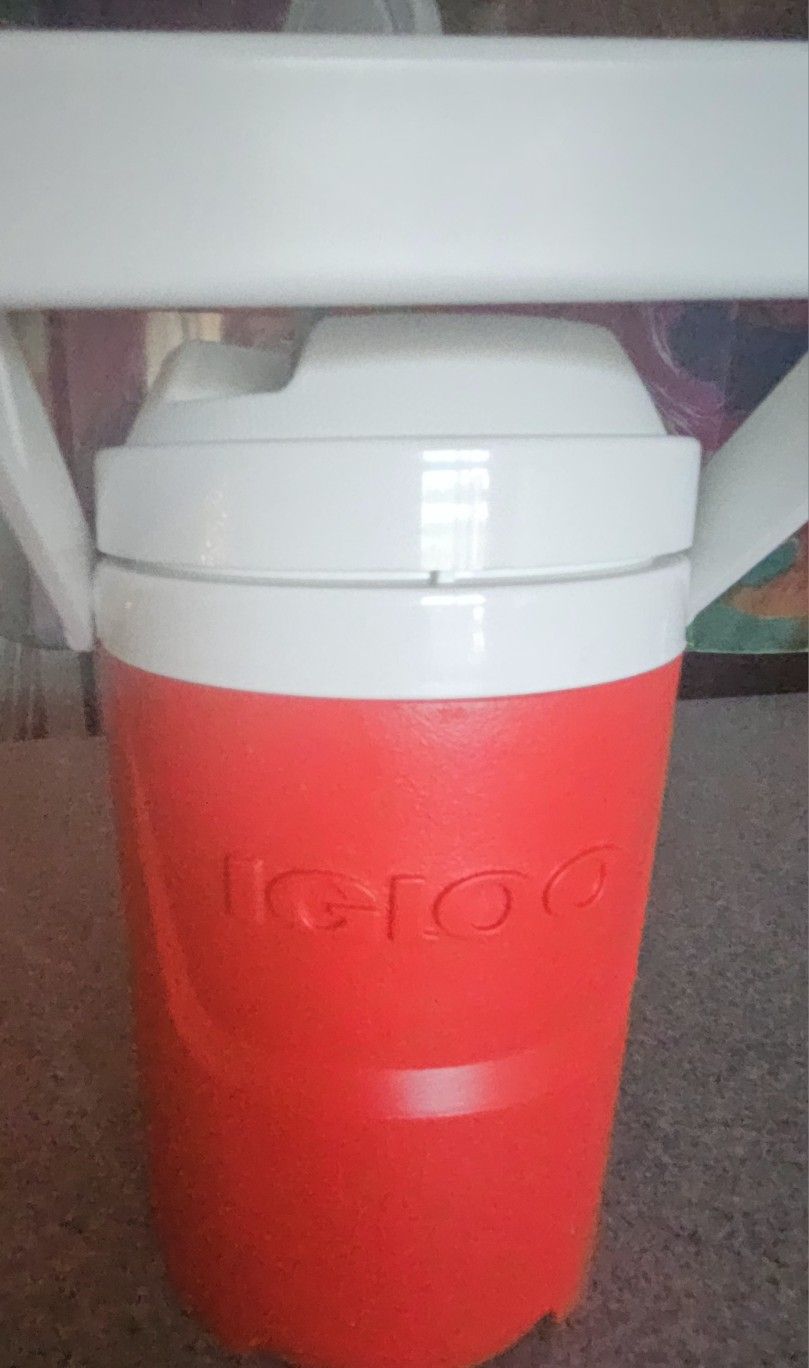 Coleman 1-gallon Jug