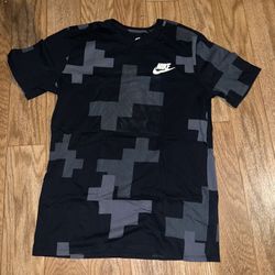 Nike Black Tshirt Size M