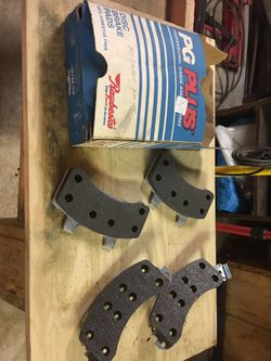 Brake pads 1987 Dodge Ram