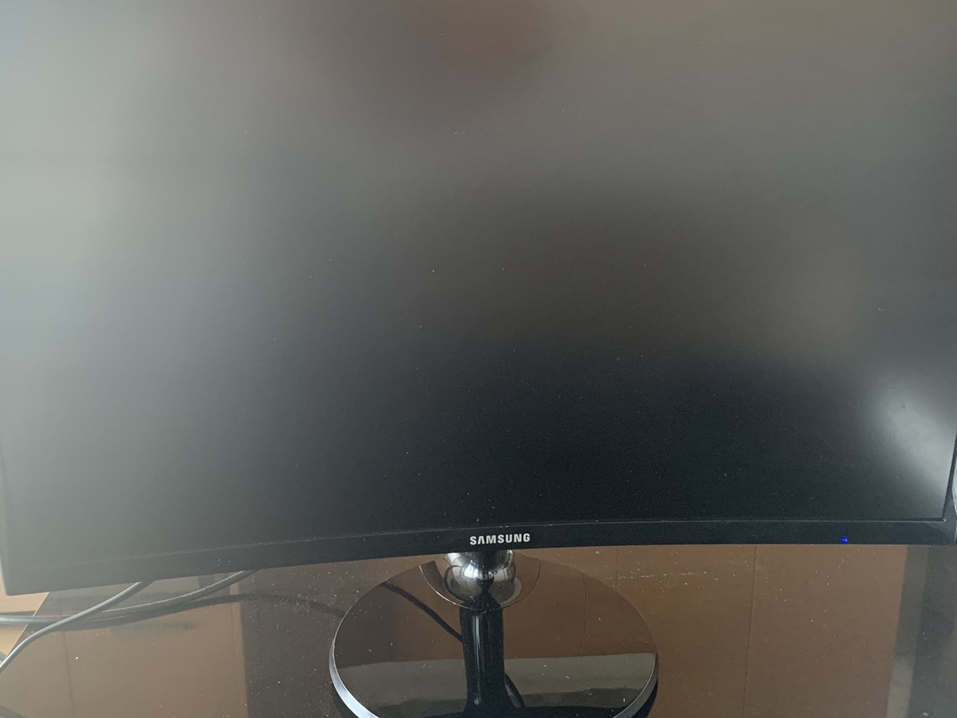 Samsung 24” LED Curved Monitor